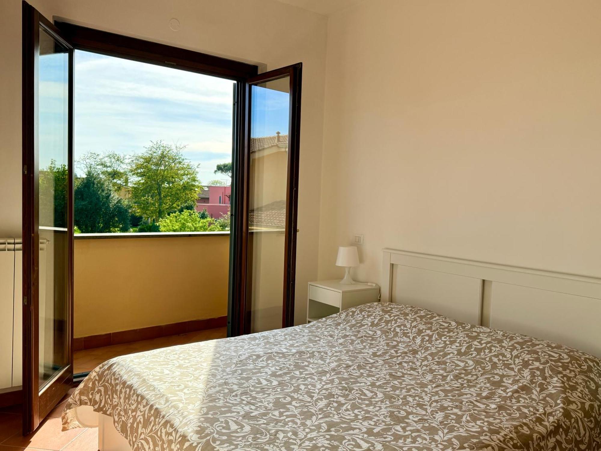פיומיצ'ינו Lm Apartment Isola מראה חיצוני תמונה