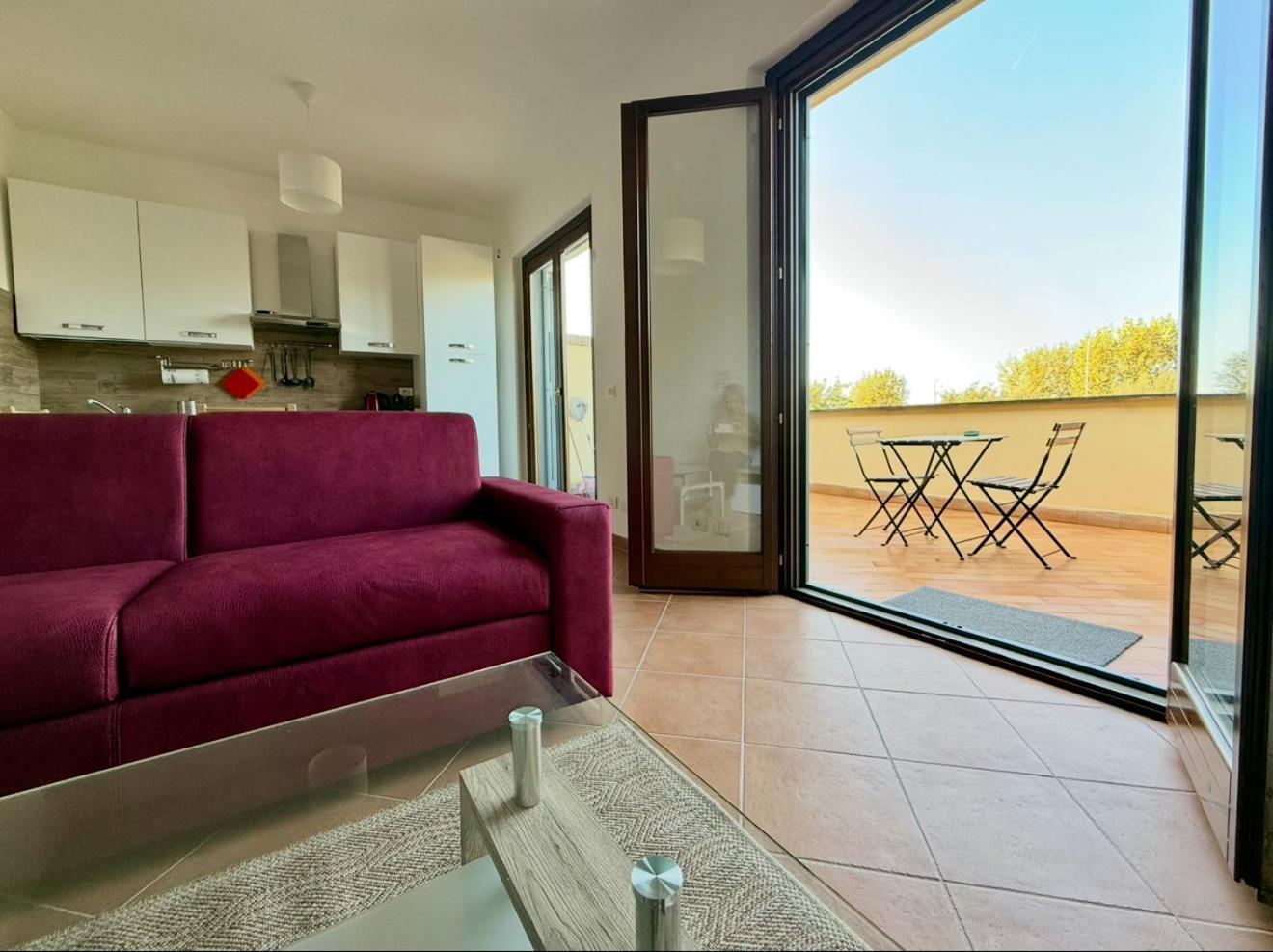 פיומיצ'ינו Lm Apartment Isola מראה חיצוני תמונה
