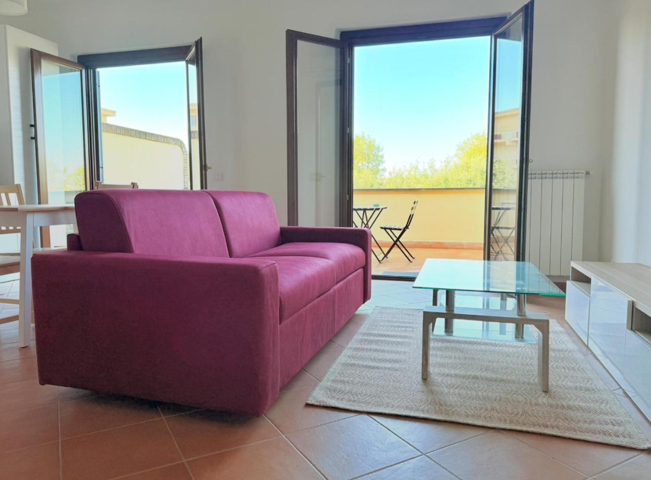 פיומיצ'ינו Lm Apartment Isola מראה חיצוני תמונה